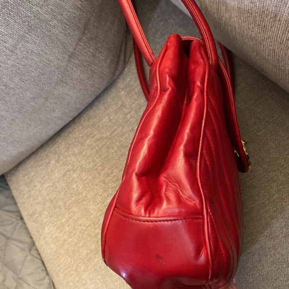 Chanel Quilted Vintage Flap Bag - Picture 5 of 14